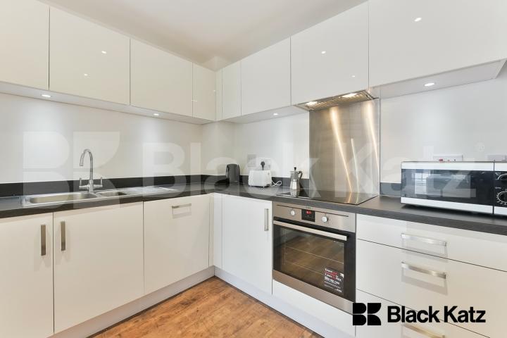 			NEW INSTRUCTION, 2 Bedroom, 1 bath, 1 reception Apartment			 Upper North Street, Poplar